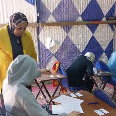 تفقدت السيدة الأستاذ الدكتور/ دعاء الدرديرى ابو الحسن....عميدة الكلية  لجان الامتحانات بالكليه فى يومها الاول اليوم الاربعاء 1 يناير 2025 