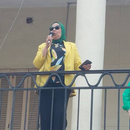 استقبال طالبات الكلية فى اول ايام العام الدراسى الجديد